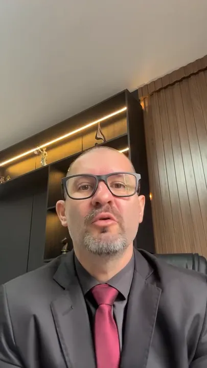 Bruno Silveira no vídeo “Escala 6x1: dúvidas sobre folgas, salário e acordos coletivos”