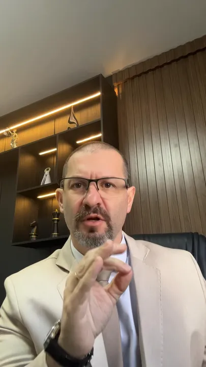 Bruno Silveira no vídeo “Acidente típico no trabalho: quando a empresa responde”